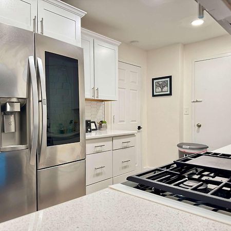 2B1B Modern Downtown Atl Condo W 1 Free Parking Lm1007 Атланта Екстериор снимка
