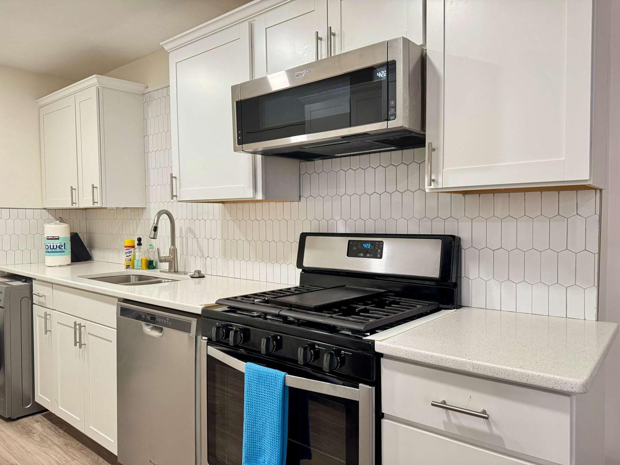 2B1B Modern Downtown Atl Condo W 1 Free Parking Lm1007 Атланта Екстериор снимка